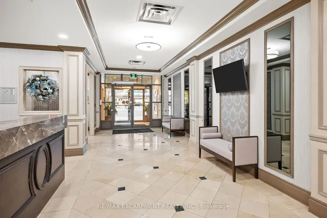Additional property image - 442 Maple Ave Unit 1103