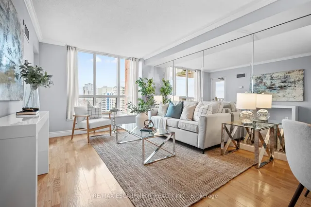 Additional property image - 442 Maple Ave Unit 1103