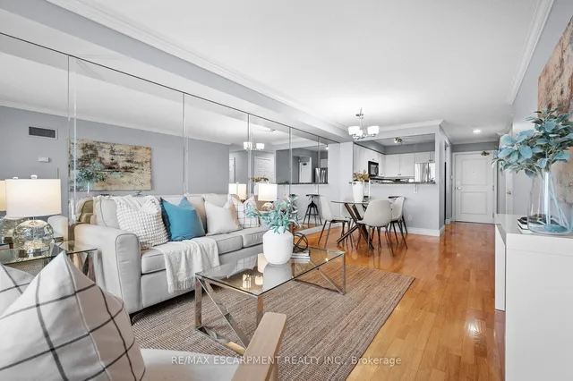 Additional property image - 442 Maple Ave Unit 1103