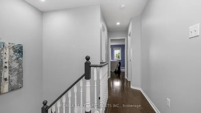 Additional property image - 48 Ridgefield Crt