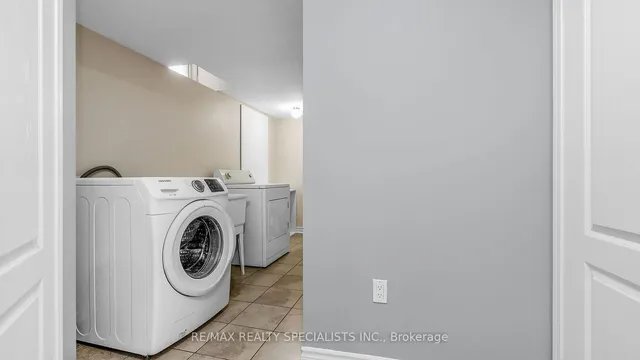 Additional property image - 48 Ridgefield Crt