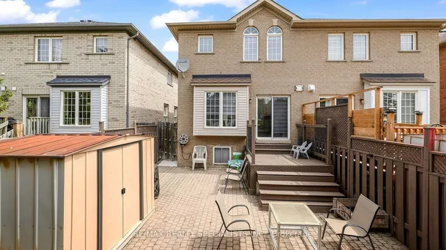 Additional property image - 48 Ridgefield Crt