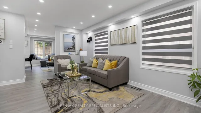 Additional property image - 48 Ridgefield Crt