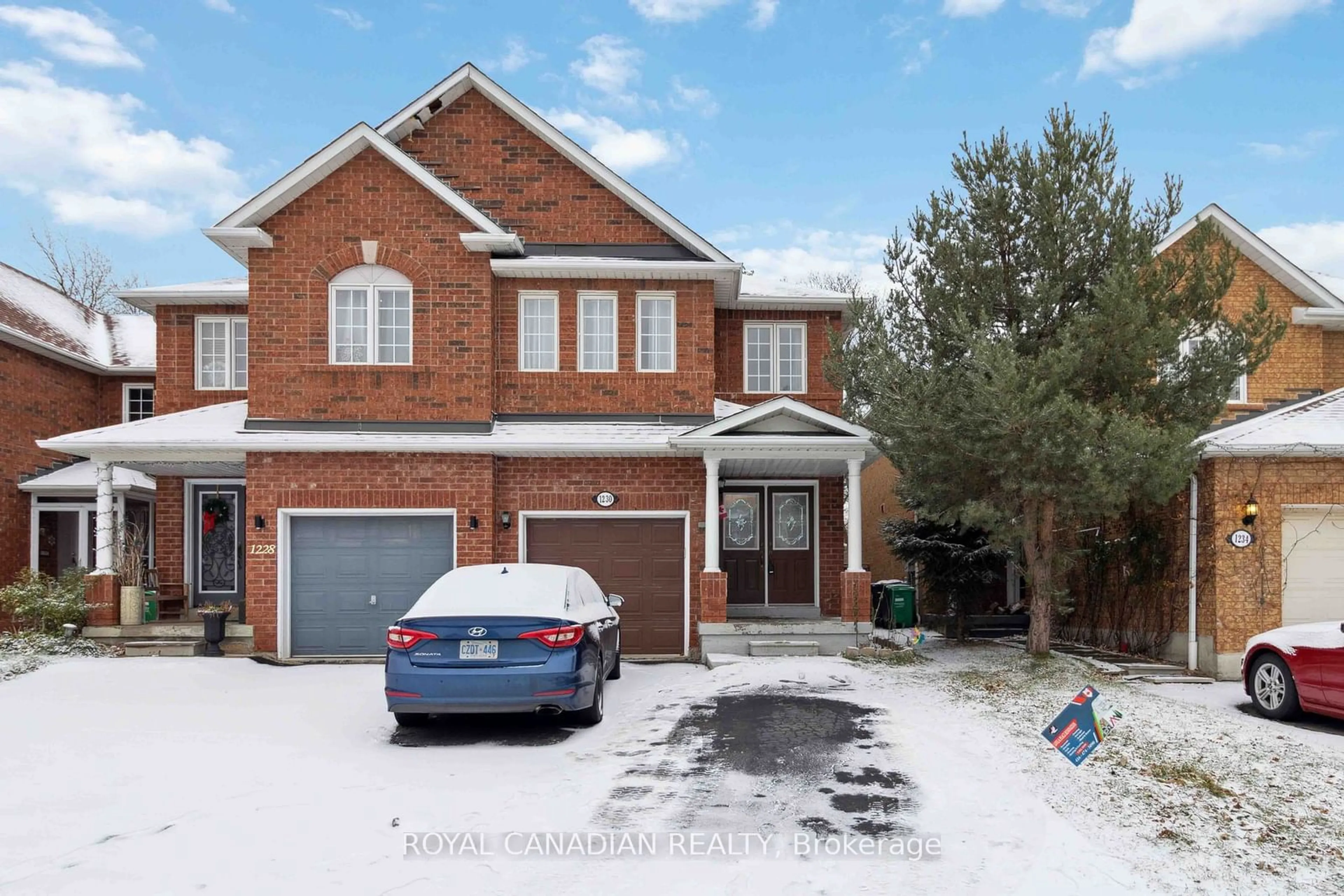 Frontside or backside of a home, the street view for 1230 Prestonwood Cres, Mississauga Ontario L5V 2V3