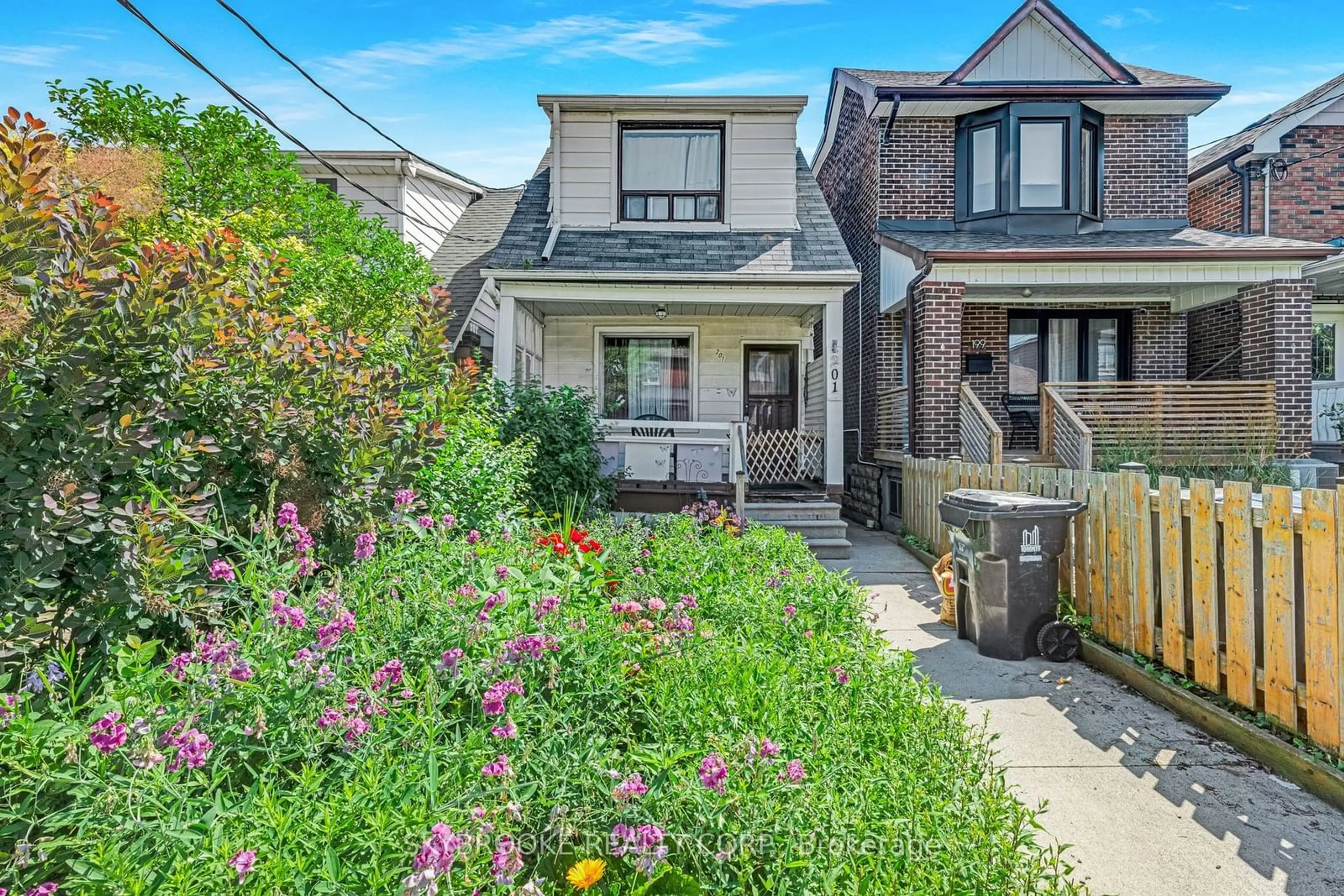 Frontside or backside of a home, cottage for 201 Gilbert Ave, Toronto Ontario M6E 4W6