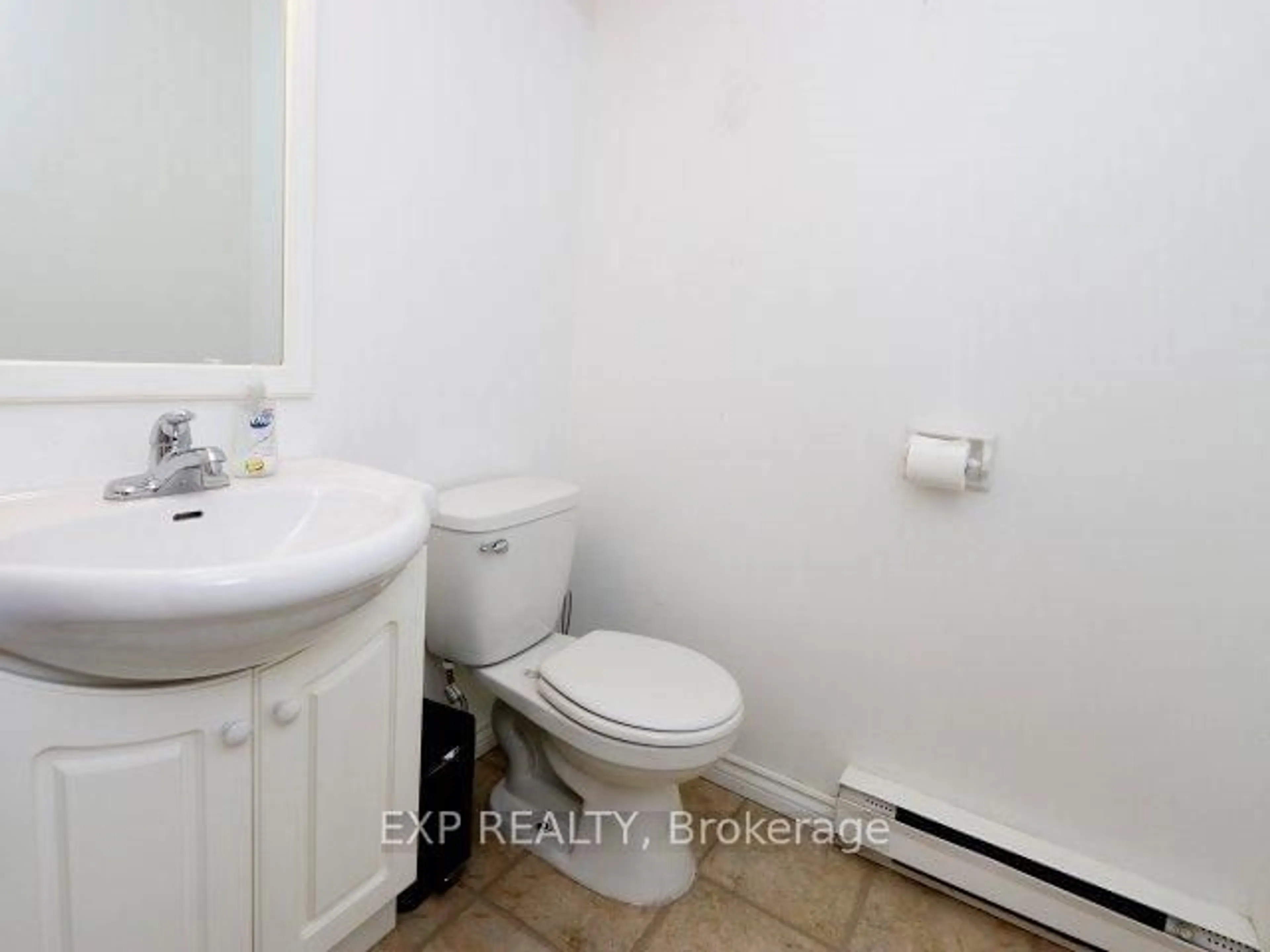 Standard bathroom, not visible floor for 2170 Bromsgrove Rd #196, Mississauga Ontario L5J 4J2