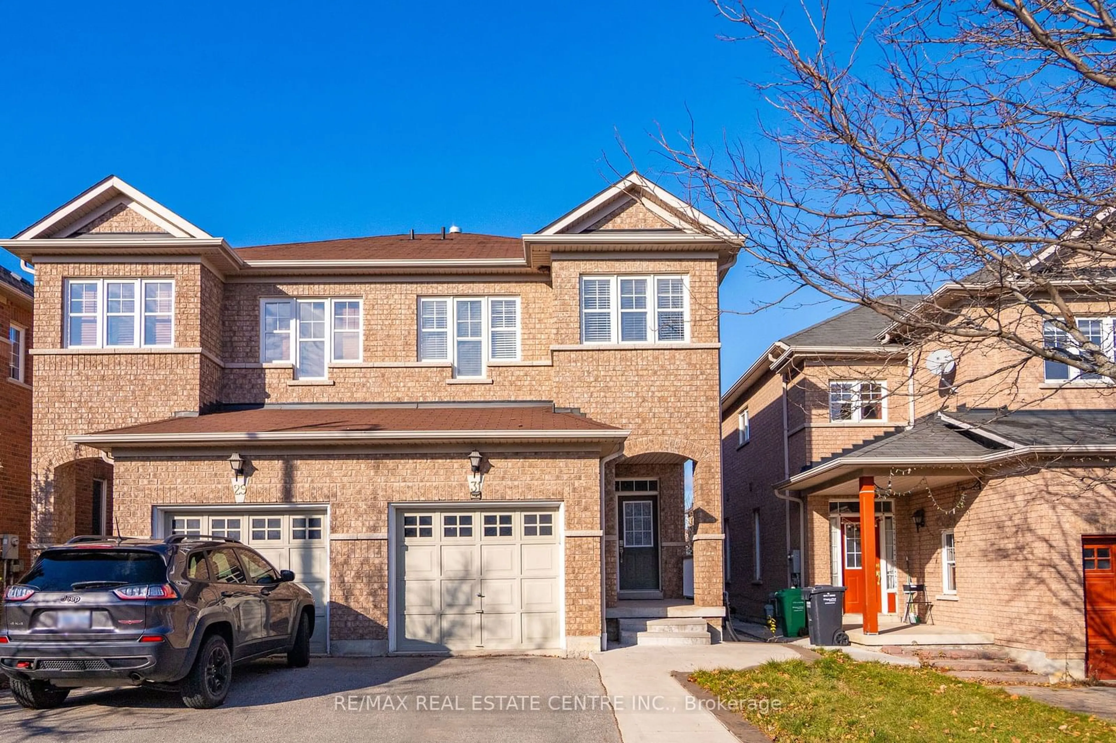 A pic from exterior of the house or condo, the street view for 31 Martree Cres, Brampton Ontario L6V 4R3