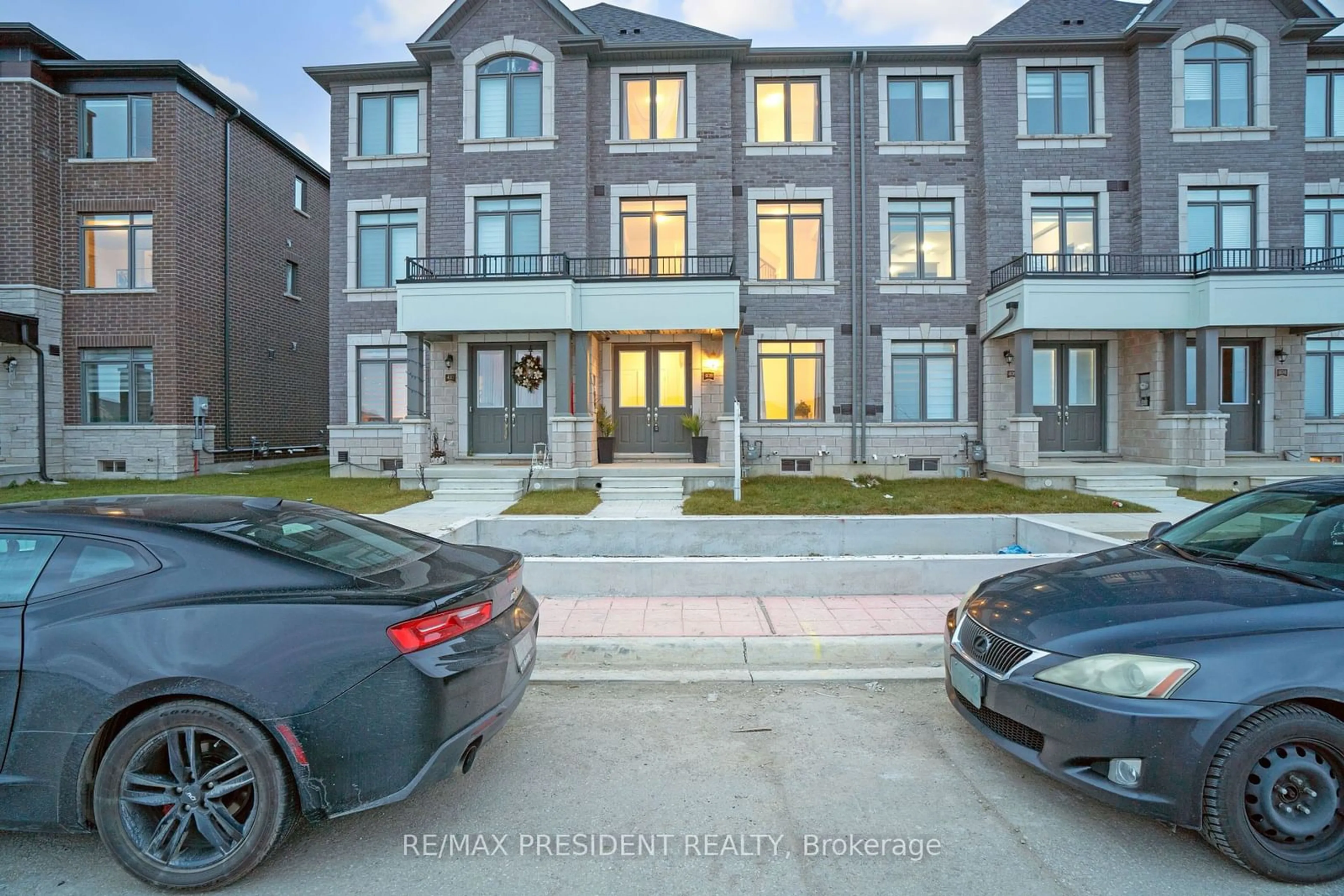 A pic from exterior of the house or condo, the street view for 408 Tim Manley Ave, Caledon Ontario L7C 1Z9