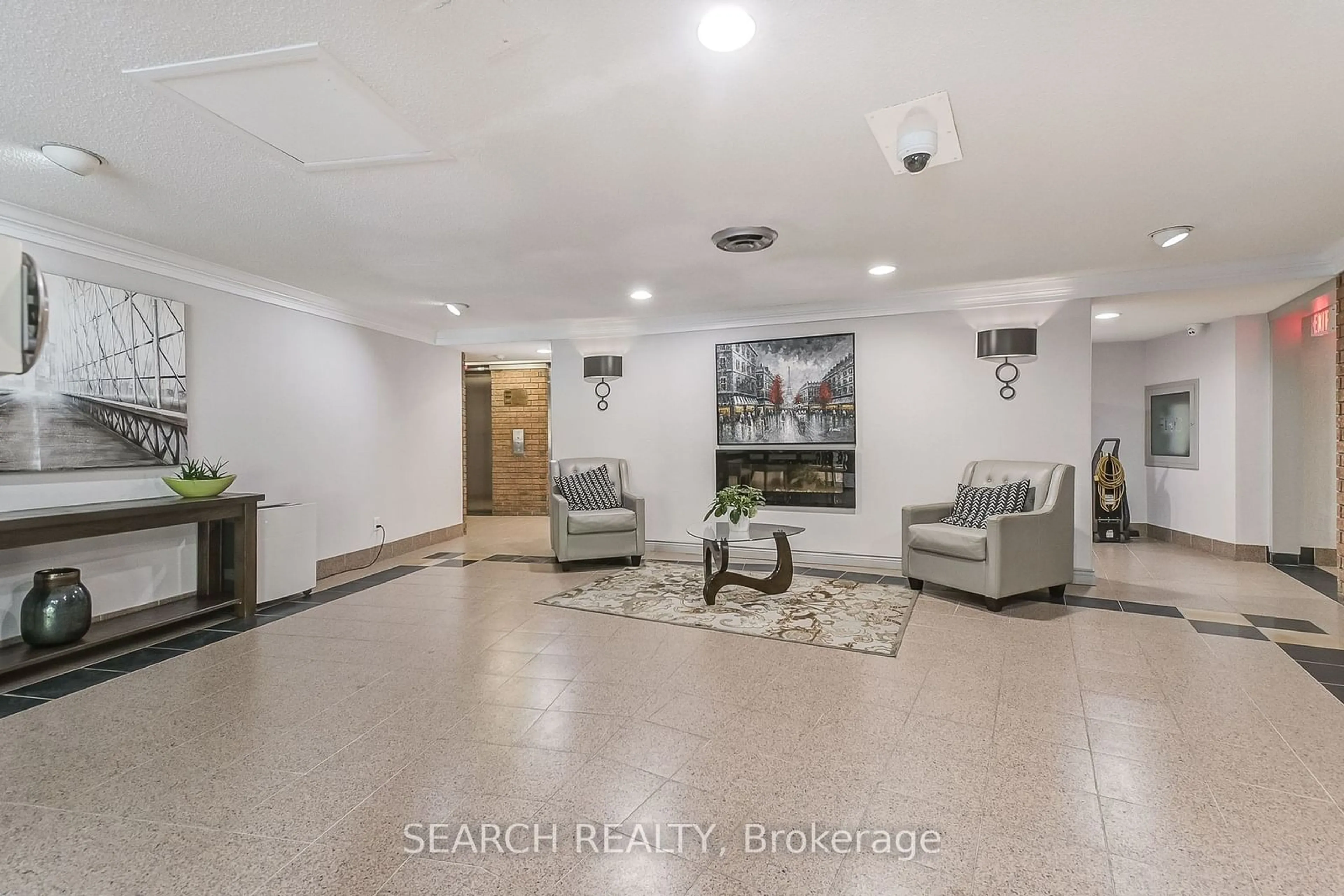 Indoor lobby, not visible floor for 1240 Marlborough Crt, Oakville Ontario L6H 3K7