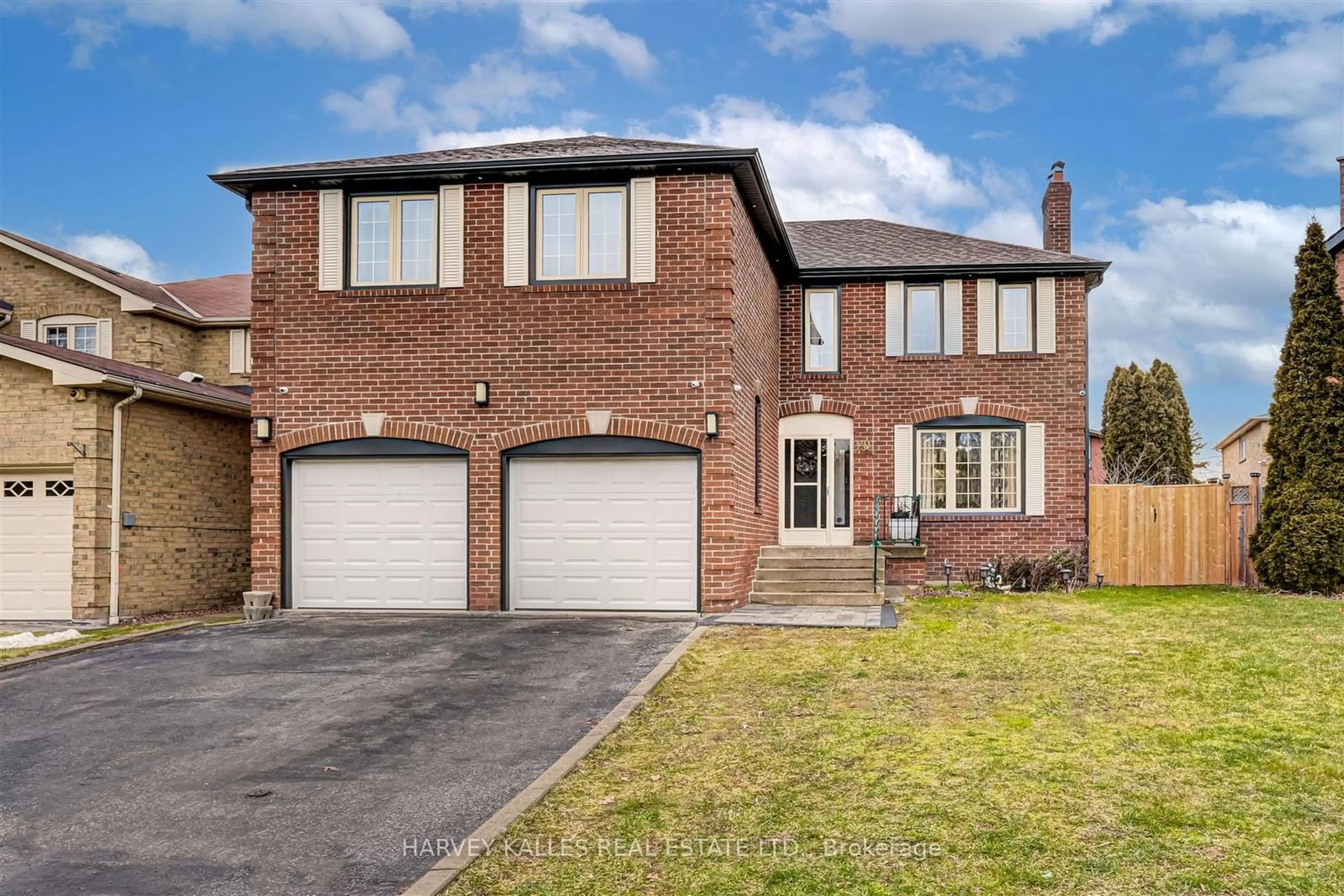 Home with brick exterior material for 20 Timothy Crt, Toronto Ontario M9P 3T8