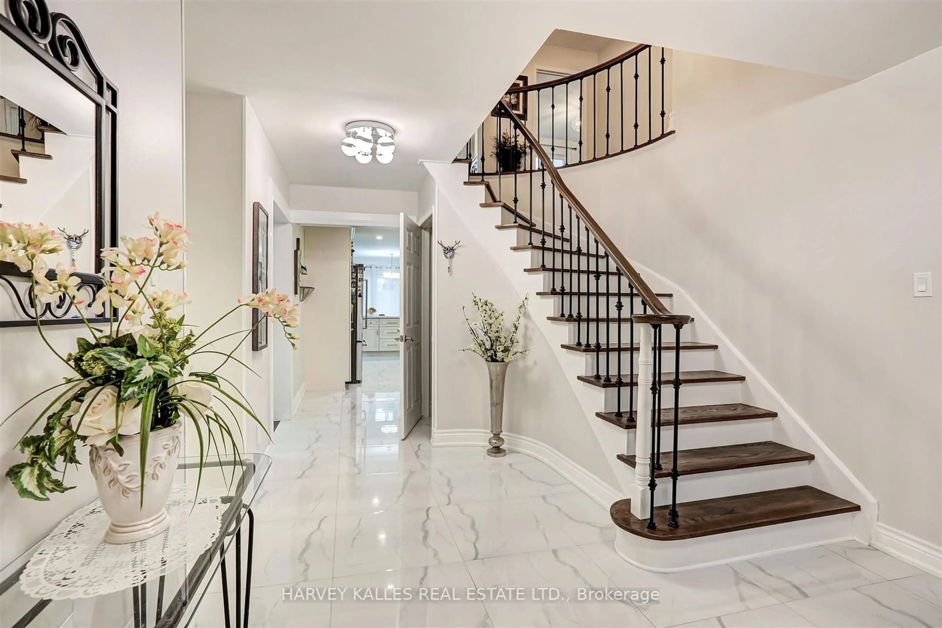 Indoor entryway, ceramic floors for 20 Timothy Crt, Toronto Ontario M9P 3T8