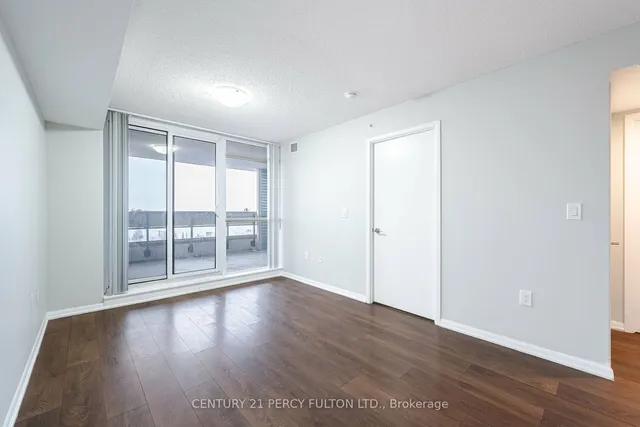 Additional property image - 830 Lawrence Ave Unit 501