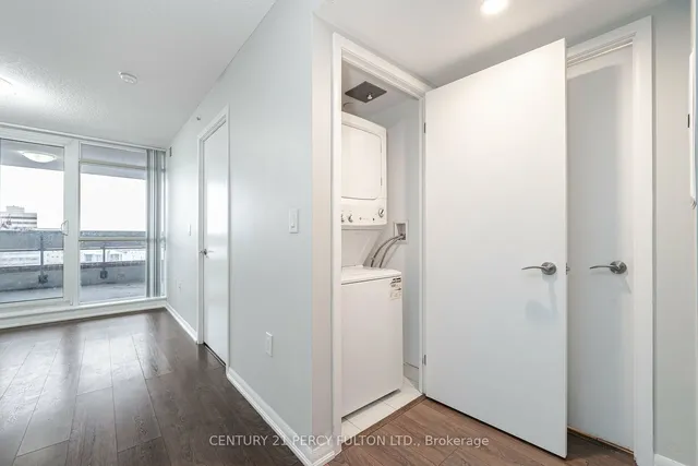 Additional property image - 830 Lawrence Ave Unit 501