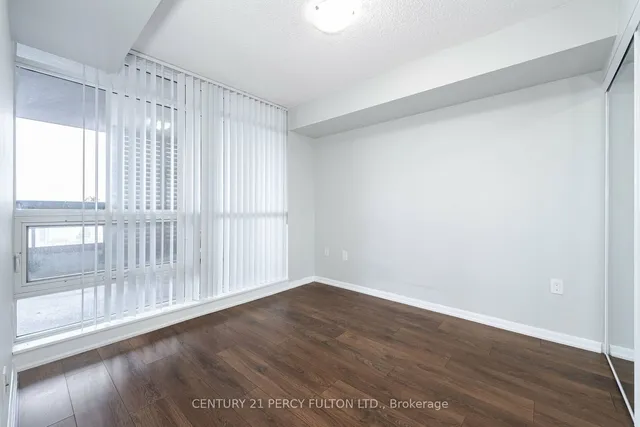 Additional property image - 830 Lawrence Ave Unit 501