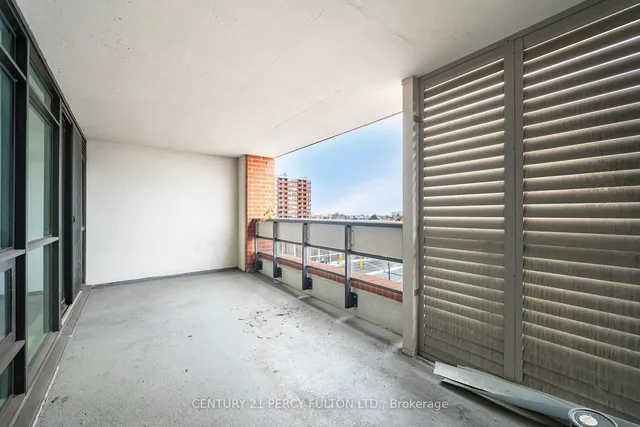 Additional property image - 830 Lawrence Ave Unit 501