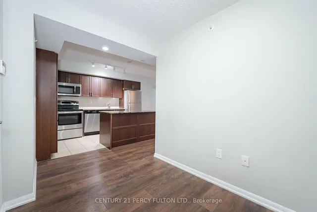Additional property image - 830 Lawrence Ave Unit 501
