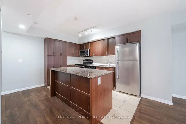 Additional property image - 830 Lawrence Ave Unit 501