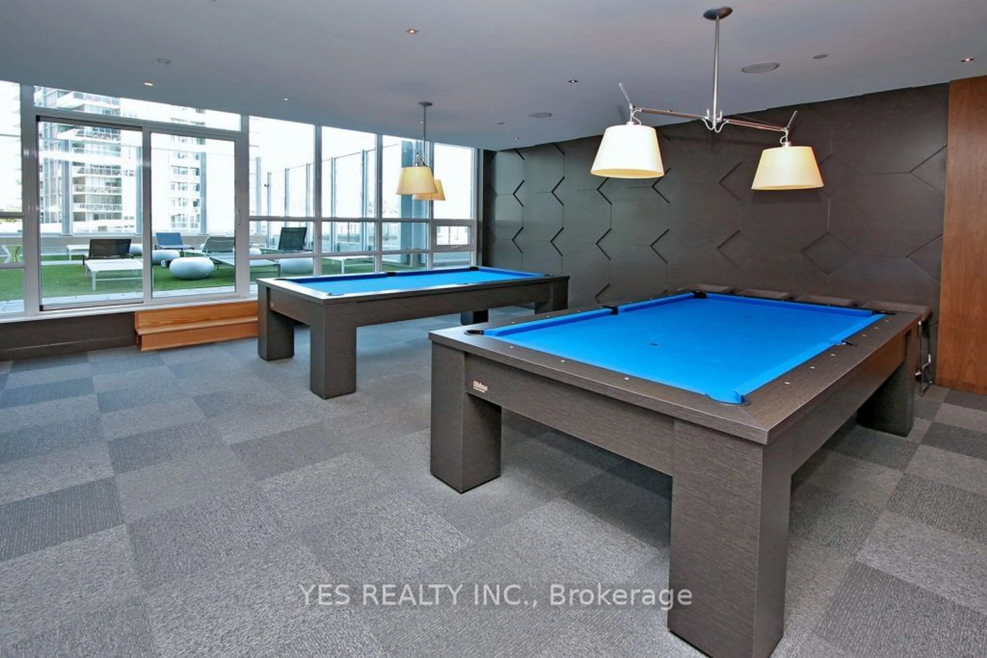 Indoor or outdoor pool for 36 Park Lawn Rd #3307, Toronto Ontario M8V 0E5