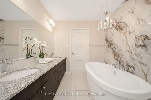 Additional property image - 1570 Denison Pl