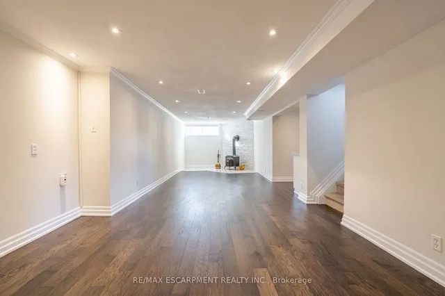 Additional property image - 5247 SPRUCE Ave