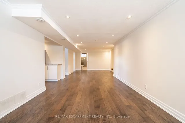 Additional property image - 5247 SPRUCE Ave