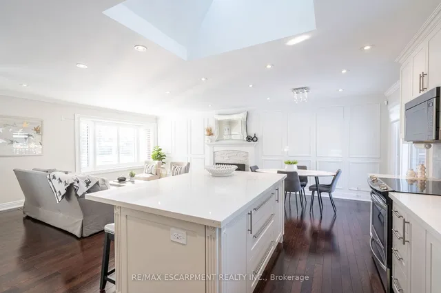 Additional property image - 5247 SPRUCE Ave