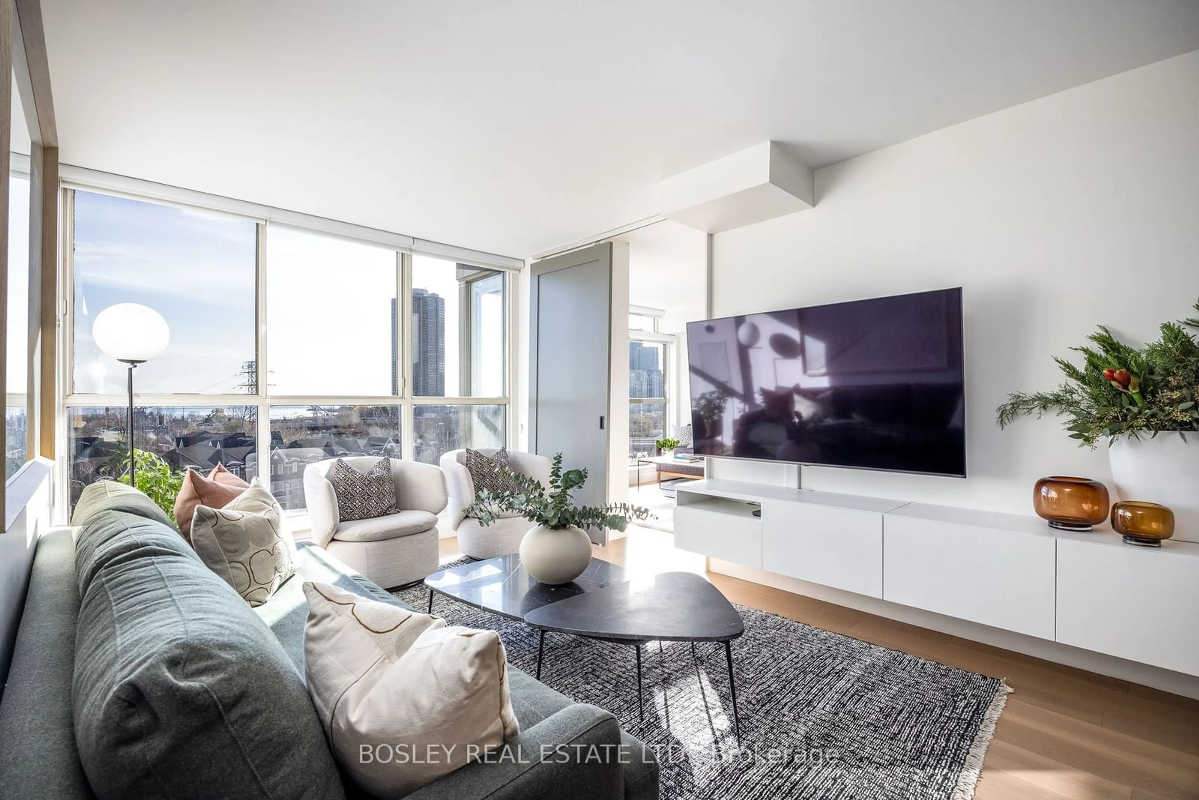 Living room, wood floors for 22 Southport St #737, Toronto Ontario M6S 4Y9