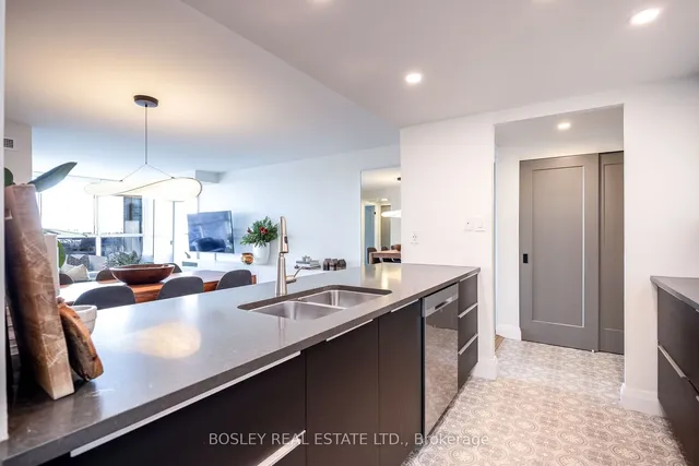 Additional property image - 22 Southport St Unit 737