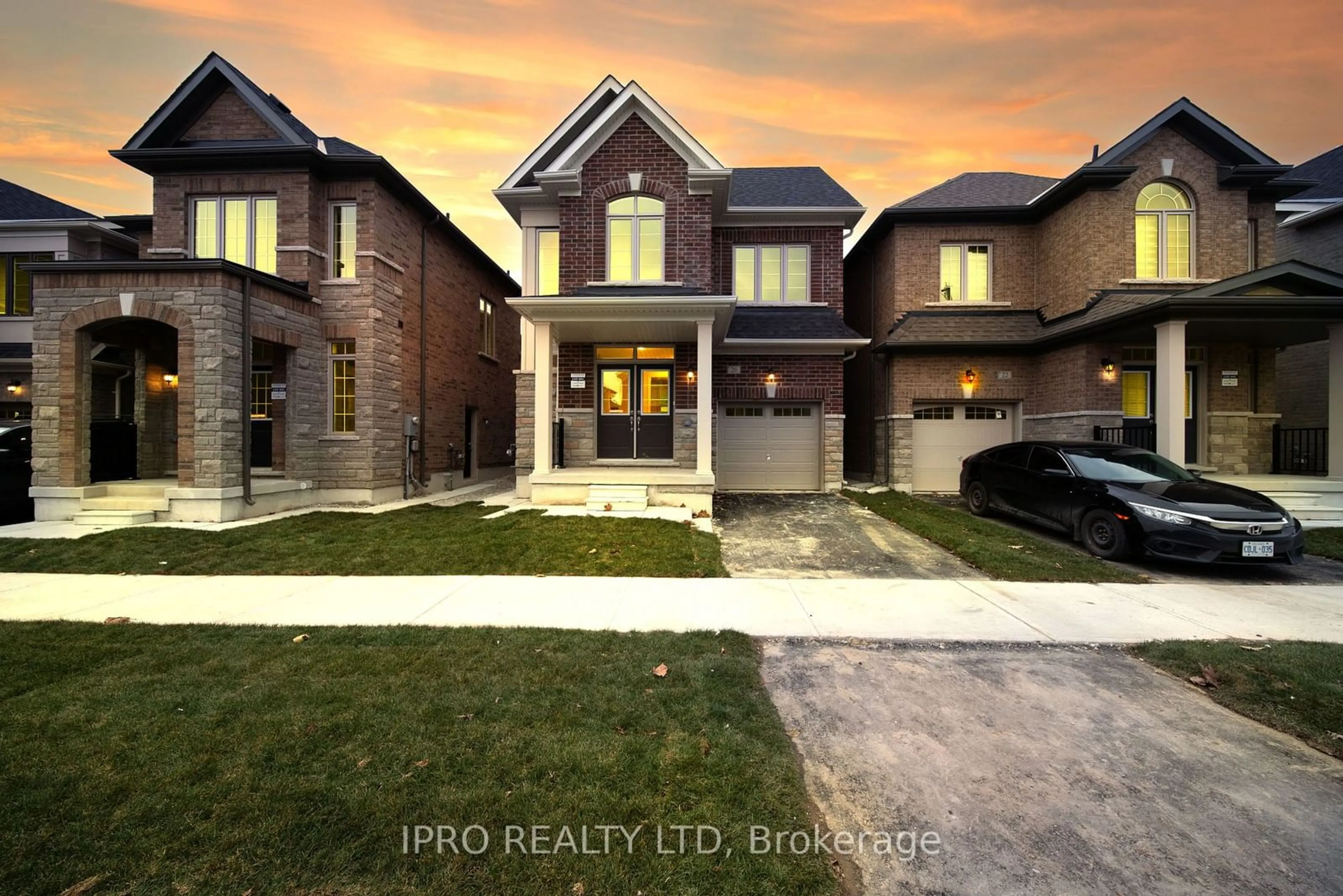 Home with brick exterior material for 20 Cobriza Cres, Brampton Ontario L7A 5A6