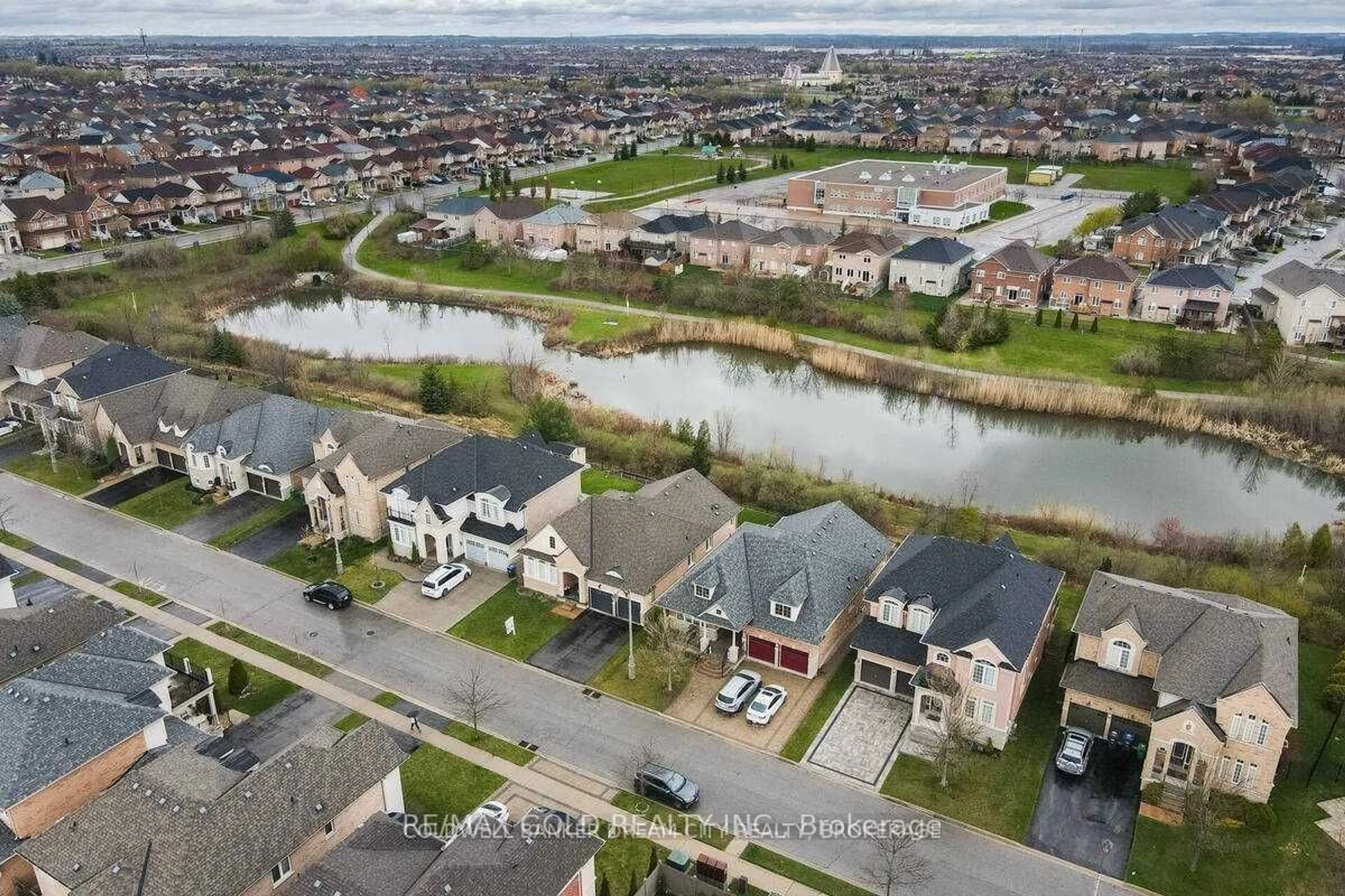 A pic from exterior of the house or condo, the view of lake or river for 21 Eaglesprings Cres, Brampton Ontario L6P 2V8