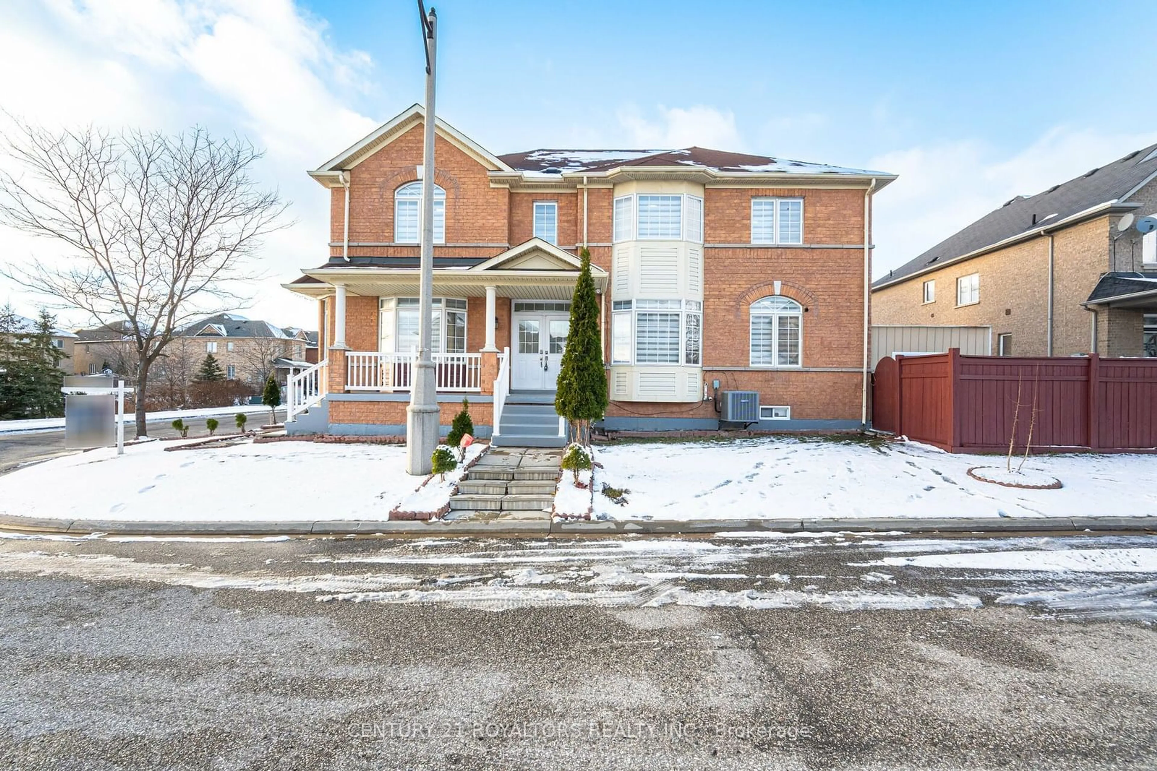 Frontside or backside of a home, the street view for 71 Maple Valley St, Brampton Ontario L6P 2H3