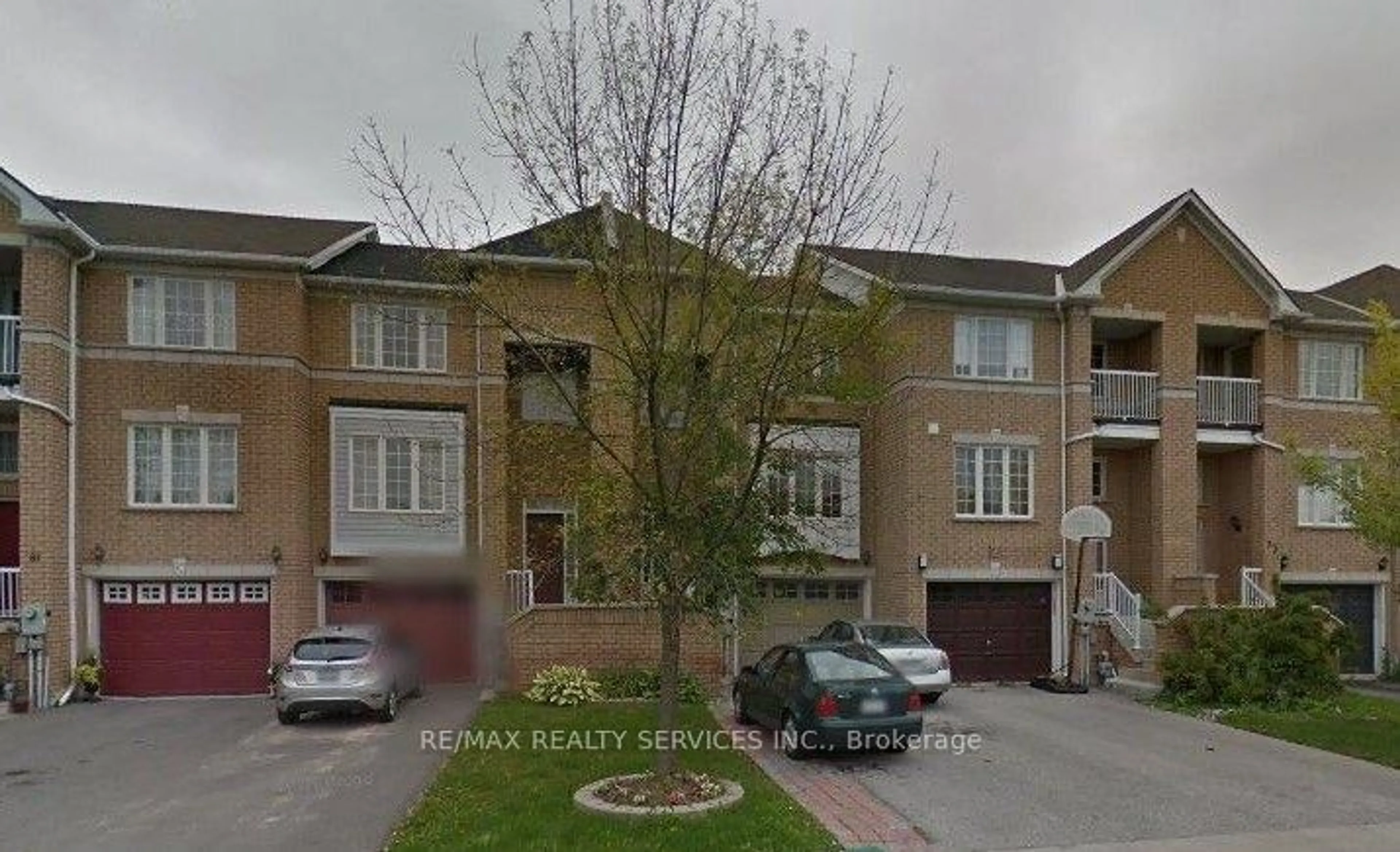 A pic from exterior of the house or condo, the street view for 77 Winners Circ, Brampton Ontario L7A 2C2