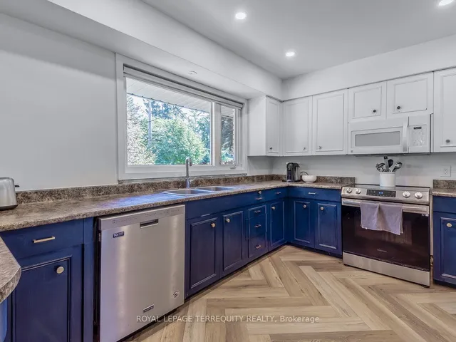 Additional property image - 62 Haliburton Ave