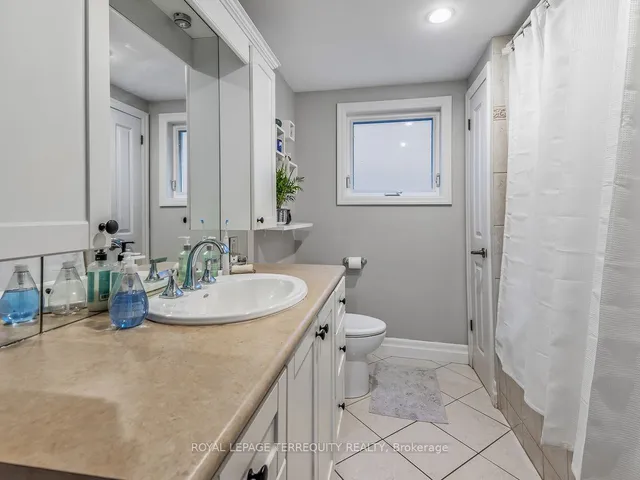 Additional property image - 62 Haliburton Ave