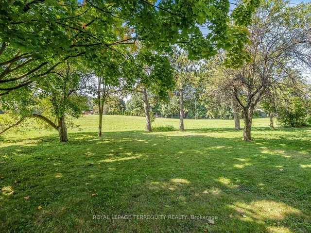 Additional property image - 62 Haliburton Ave