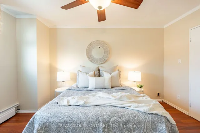 Additional property image - 975 Warwick Crt Unit 201