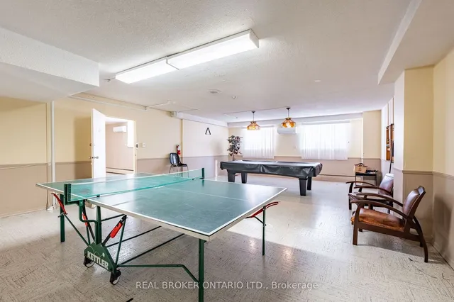 Additional property image - 975 Warwick Crt Unit 201