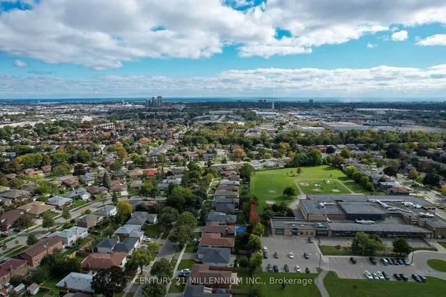 Additional property image - 1625 Bloor St Unit 719