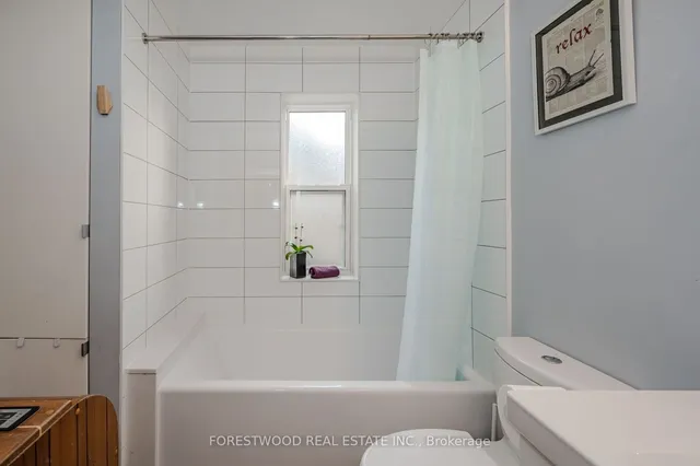 Additional property image - 185 Stephen Dr Unit 301