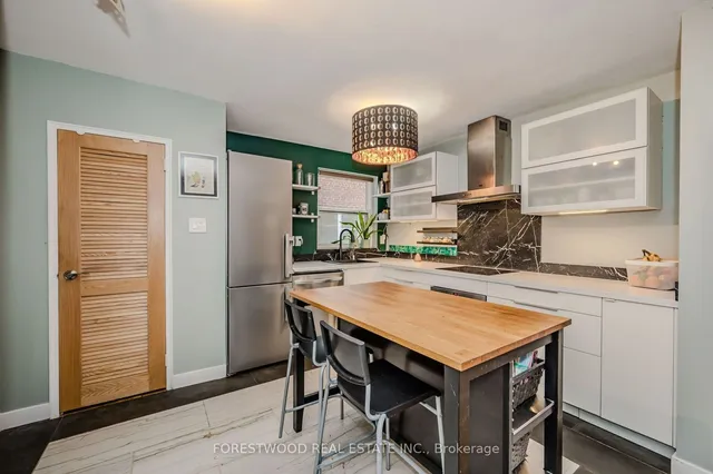 Additional property image - 185 Stephen Dr Unit 301