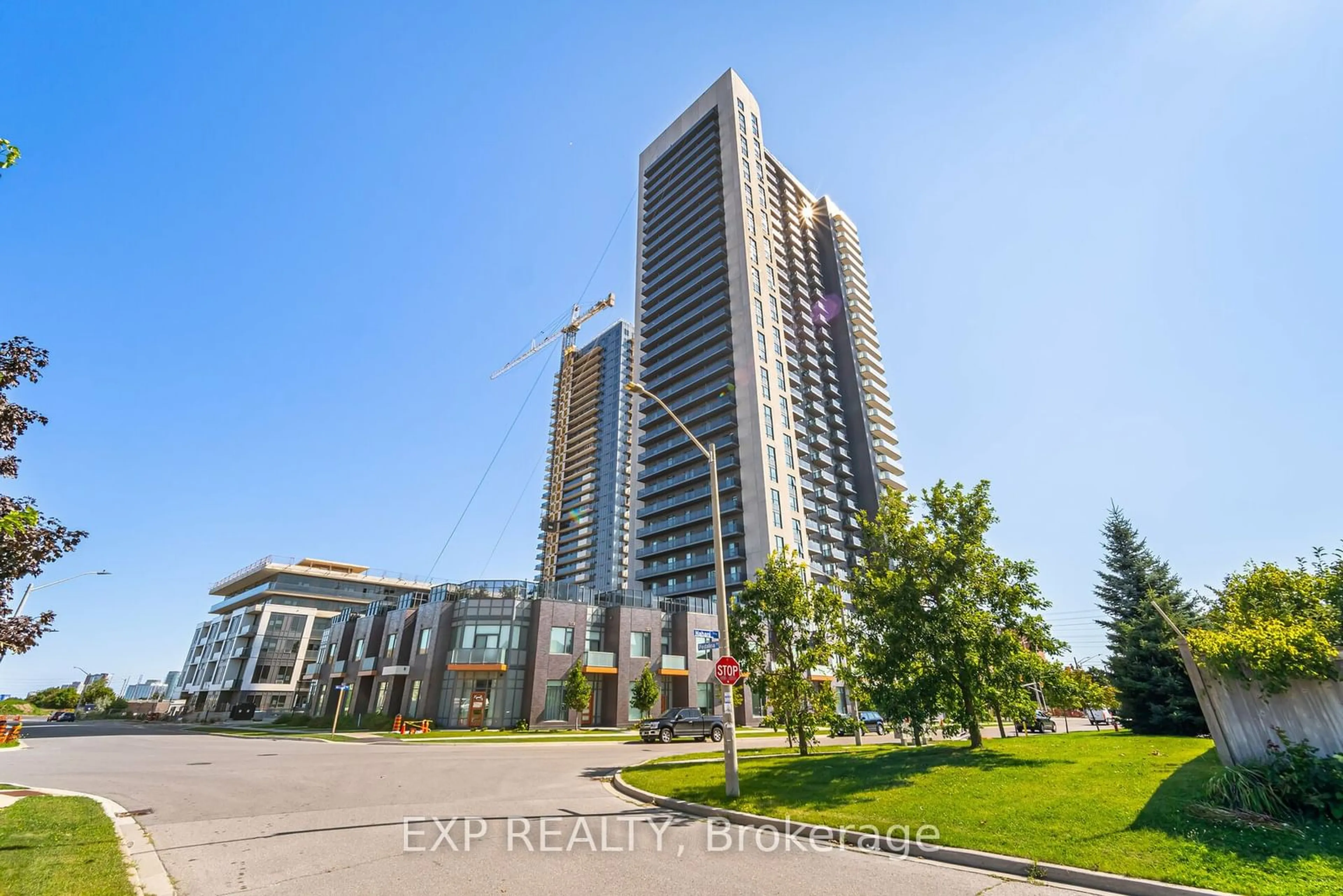 A pic from exterior of the house or condo, the view of city buildings for 8 Nahani Way #922, Mississauga Ontario L4Z 4J8