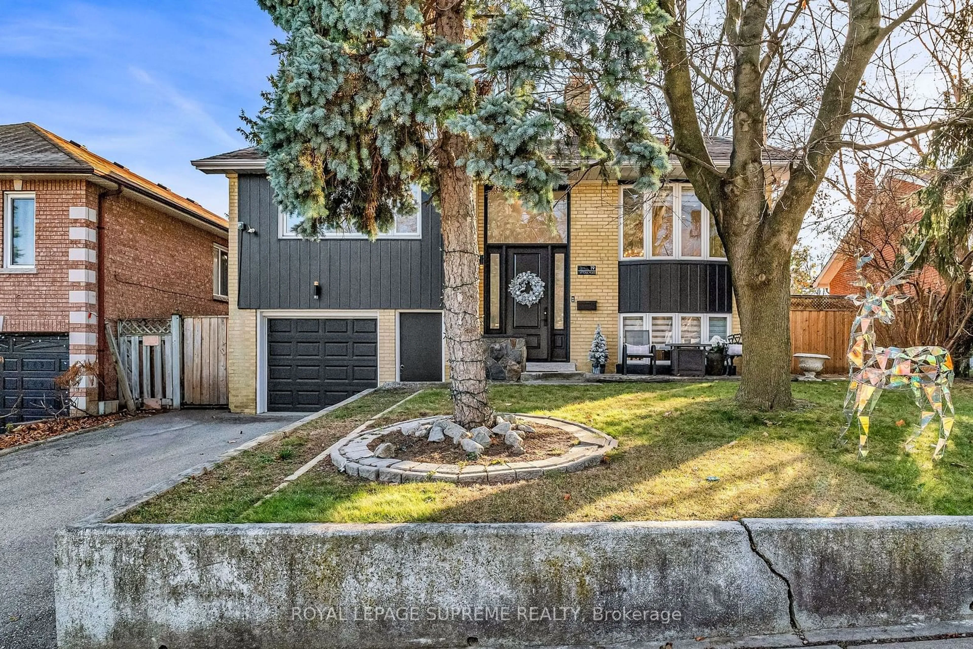 Frontside or backside of a home, cottage for 19 Littoral Pl, Toronto Ontario M9P 1T8