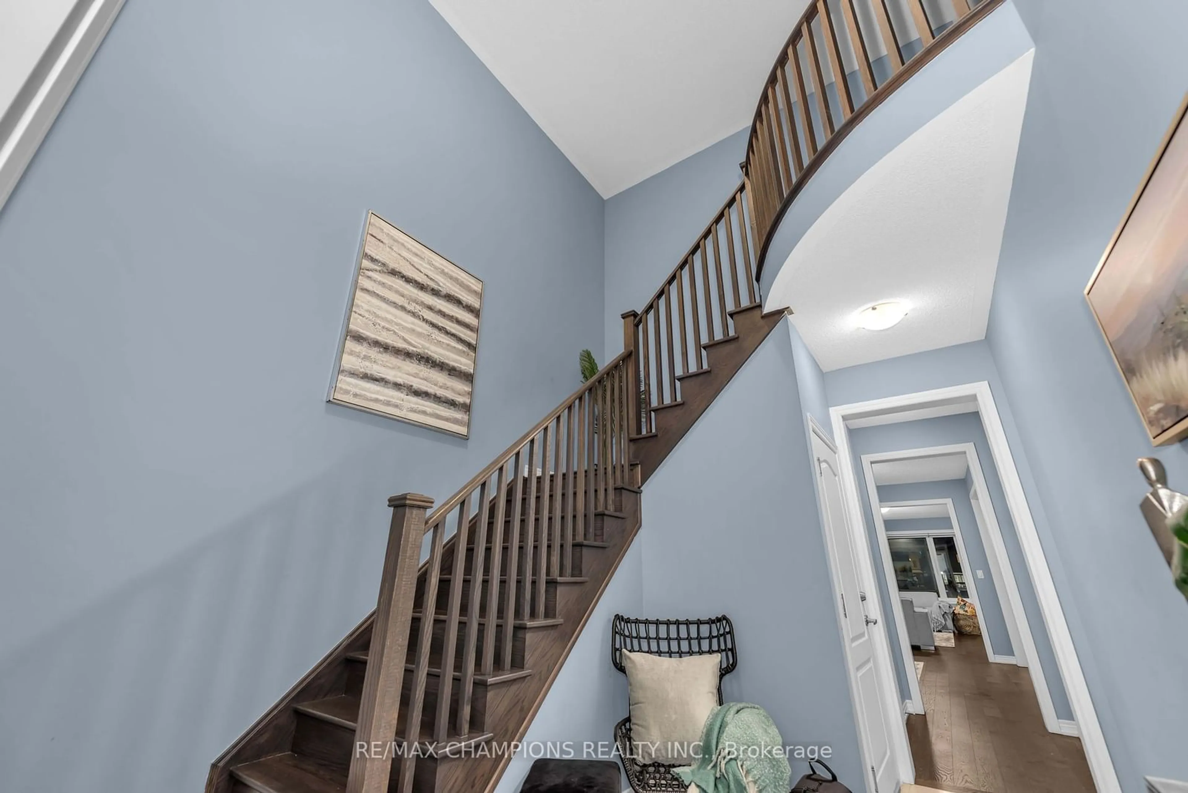 Stairs for 10 Fruitvale Circ, Brampton Ontario L7A 5C5