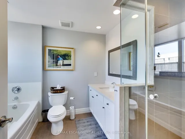 Additional property image - 360 PEARL St Unit 1601