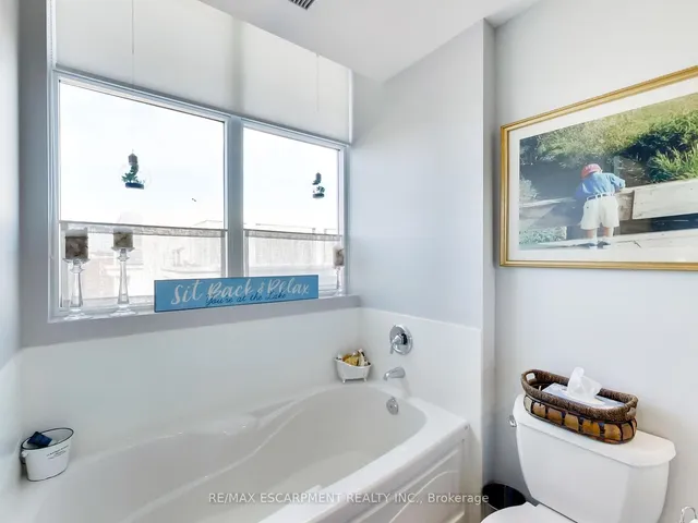 Additional property image - 360 PEARL St Unit 1601