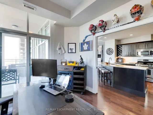 Additional property image - 360 PEARL St Unit 1601