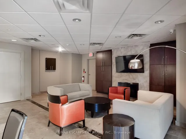 Additional property image - 360 PEARL St Unit 1601