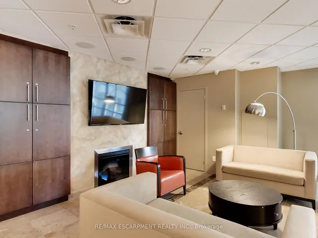 Additional property image - 360 PEARL St Unit 1601