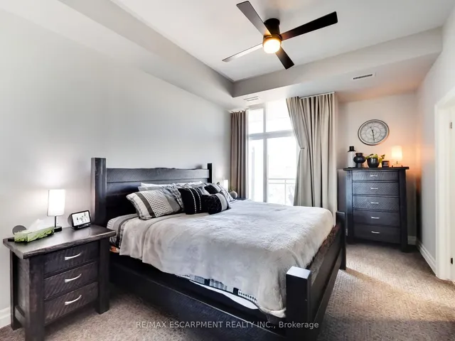 Additional property image - 360 PEARL St Unit 1601