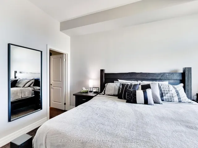 Additional property image - 360 PEARL St Unit 1601